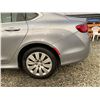 Image 29 : PARKSVILLE - 2017 CHRYSLER 200 GREY 178448 KMS - D507577