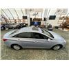Image 13 : PARKSVILLE - 2011 HYUNDAI SONATA GREY 218102 KMS - J032350A