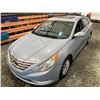 Image 4 : PARKSVILLE - 2011 HYUNDAI SONATA GREY 218102 KMS - J032350A