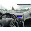 Image 54 : PARKSVILLE - 2011 HYUNDAI SONATA GREY 218102 KMS - J032350A