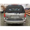Image 18 : PARKSVILLE - 2005 GMC ENVOY SILVER 294425 KMS - B177581