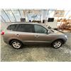 Image 12 : PARKSVILLE - 2011 HYUNDAI SANTA FE GREY 137928 KMS - P038101