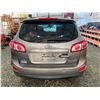 Image 18 : PARKSVILLE - 2011 HYUNDAI SANTA FE GREY 137928 KMS - P038101