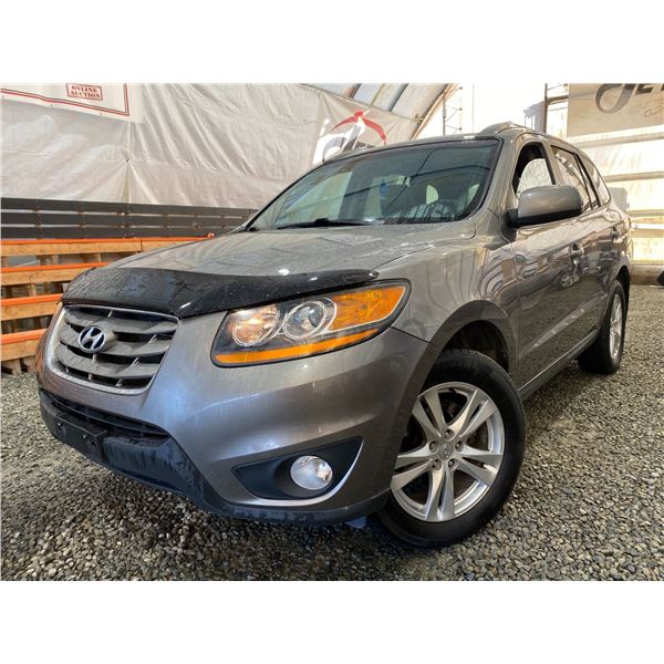 PARKSVILLE - 2011 HYUNDAI SANTA FE GREY 137928 KMS - P038101