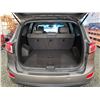 Image 44 : PARKSVILLE - 2011 HYUNDAI SANTA FE GREY 137928 KMS - P038101