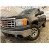 Image 1 : PARKSVILLE - 2007 GMC SIERRA BLACK 221968 KMS - D547031