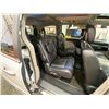 Image 41 : PARKSVILLE - 2014 CHRYSLER TOWN AND COUNTRY WHITE  235345 KMS - D231156