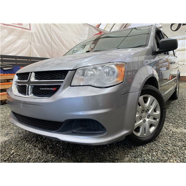 PARKSVILLE - 2016 DODGE GRAND CARAVAN, GREY, 190554 KMS, FRONT WHEEL DRIVE. - D203298