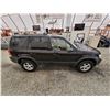Image 12 : PARKSVILLE - 2005 FORD ESCAPE XLT, BLACK, 308315 KMS, FOUR WHEEL DRIVE "NO RESERVE" - PB34775