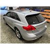 Image 22 : PARKSVILLE - 2009 TOYOTA VENZA SILVER 215394 KMS - D018794