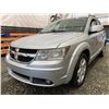 Image 2 : PARKSVILLE - 2009 DODGE JOURNEY SILVER 177799 KMS - B165044
