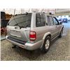 Image 15 : PARKSVILLE - 2002 NISSAN PATHFINDER SILVER 266761 KMS - B704909
