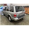 Image 21 : PARKSVILLE - 2002 NISSAN PATHFINDER SILVER 266761 KMS - B704909