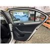 Image 41 : PARKSVILLE - 2015 VOLKSWAGEN JETTA WHITE 194446 KMS - D339529