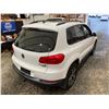 Image 16 : PARKSVILLE - 2016 VOLKSWAGEN TIGUAN WHITE 141167 KMS - D594713