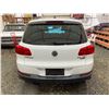 Image 18 : PARKSVILLE - 2016 VOLKSWAGEN TIGUAN WHITE 141167 KMS - D594713