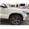 Image 25 : PARKSVILLE - 2016 VOLKSWAGEN TIGUAN WHITE 141167 KMS - D594713