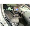 Image 39 : PARKSVILLE - 2016 VOLKSWAGEN TIGUAN WHITE 141167 KMS - D594713
