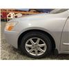 Image 31 : PARKSVILLE - 2004 HONDA ACCORD SILVER 284720 KMS - D800455