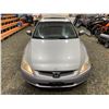Image 7 : PARKSVILLE - 2004 HONDA ACCORD SILVER 284720 KMS - D800455