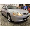 Image 8 : PARKSVILLE - 2004 HONDA ACCORD SILVER 284720 KMS - D800455