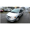 Image 2 : DUNCAN - 2005 DODGE CARAVAN/GRAND CARAVAN SILVER  263612 KMS - D340584