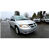 Image 5 : DUNCAN - 2005 DODGE CARAVAN/GRAND CARAVAN SILVER  263612 KMS - D340584