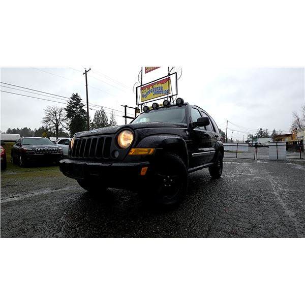 DUNCAN - 2006 JEEP LIBERTY BLACK 267420 KMS - P153854