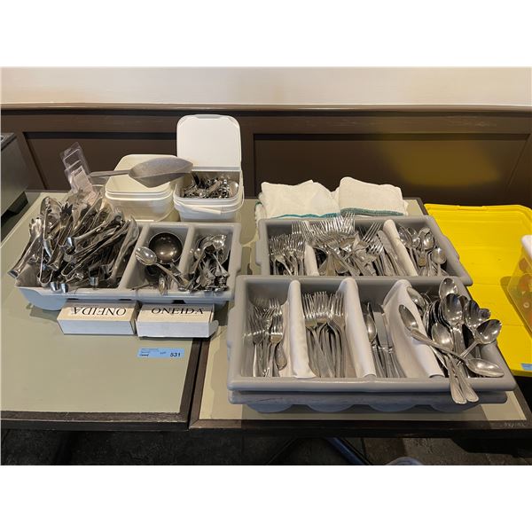 Group - Silverware group w/ trays - Forks, knives, spoons, etc.