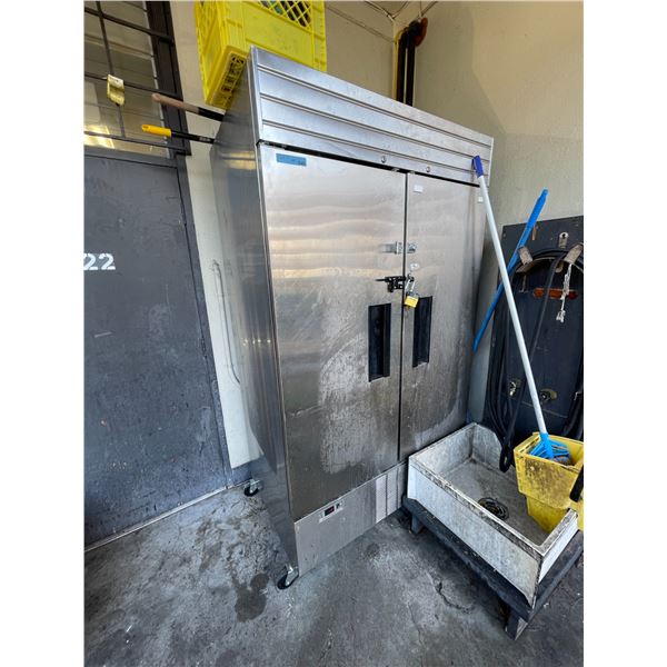 Russel Stainless steel 2 door commercial freezer on wheels - 48x31x82.5" - Tested & working