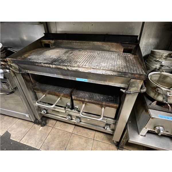 Connerton commercial stainless steel gas grill w/ warming drawers - Tested & working