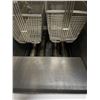 Image 2 : Pitco stainless steel commercial deep fryer - 15x31x36" - Tested & working