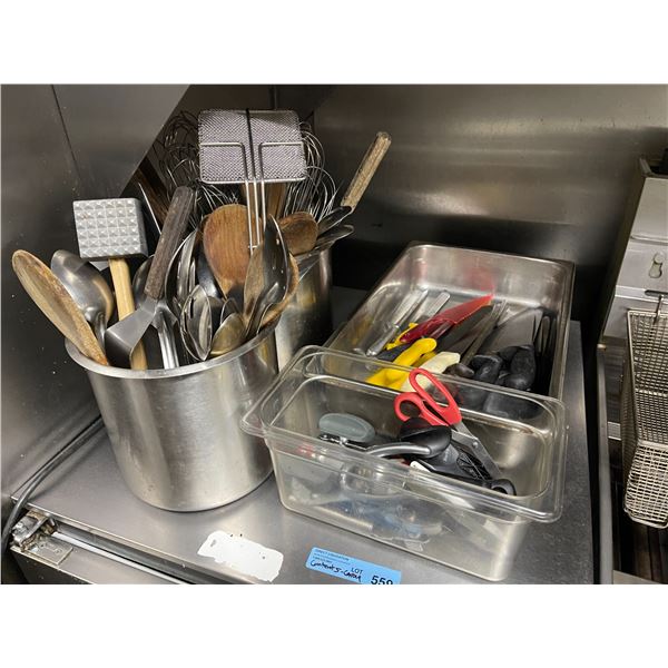Group - Restaurant knives, utensils, trays, etc.