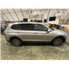Image 12 : PARKSVILLE - 2021 VW TIGUAN SILVER 146,836 KMS AWD - D038706