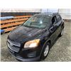 Image 4 : PARKSVILLE-2016 CHEVROLET TRAX  BLACK AWD 146669KMS - B232707