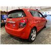 Image 14 : PARKSVILLE - 2012 CHEVROLET SONIC ORANGE 199270 KMS - B101247