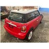Image 15 : PARKSVILLE - 2008 MINI COOPER RED 109890 KMS - DU65360