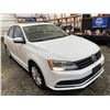 Image 9 : PARKSVILLE - 2015 VOLKSWAGEN JETTA WHITE 194446 KMS - D339529