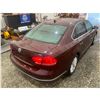 Image 16 : PARKSVILLE - 2013 VOLKSWAGEN PASSAT RED 159556 KMS - D075125