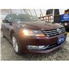 Image 8 : PARKSVILLE - 2013 VOLKSWAGEN PASSAT RED 159556 KMS - D075125