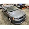 Image 10 : PARKSVILLE - 2013 VOLKSWAGEN JETTA SILVER 160877 KMS - D306653