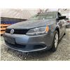 Image 2 : PARKSVILLE - 2013 VOLKSWAGEN JETTA SILVER 160877 KMS - D306653