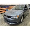 Image 3 : PARKSVILLE - 2013 VOLKSWAGEN JETTA SILVER 160877 KMS - D306653