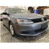 Image 8 : PARKSVILLE - 2013 VOLKSWAGEN JETTA SILVER 160877 KMS - D306653