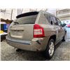 Image 14 : PARKSVILLE - 2008 JEEP COMPASS GOLD 239301 KMS - B511914