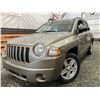 Image 1 : PARKSVILLE - 2008 JEEP COMPASS GOLD 239301 KMS - B511914