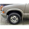 Image 31 : PARKSVILLE - 2004 CHEVROLET BLAZER GOLD 269128 KMS - B120330