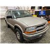 Image 9 : PARKSVILLE - 2004 CHEVROLET BLAZER GOLD 269128 KMS - B120330