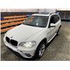 Image 4 : PARKSVILLE - 2012 BMW X5 WHITE 330049 KMS - D670564