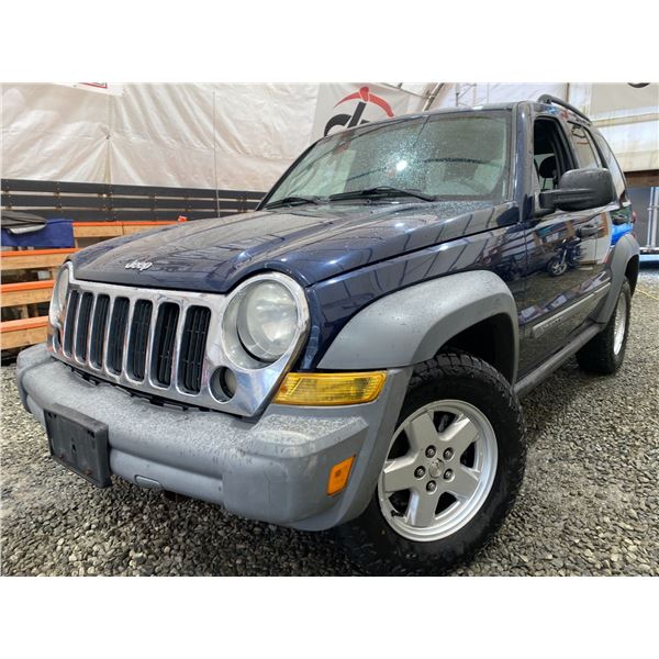 PARKSVILLE - 2006 JEEP LIBERTY BLUE 242590 KMS - B109232